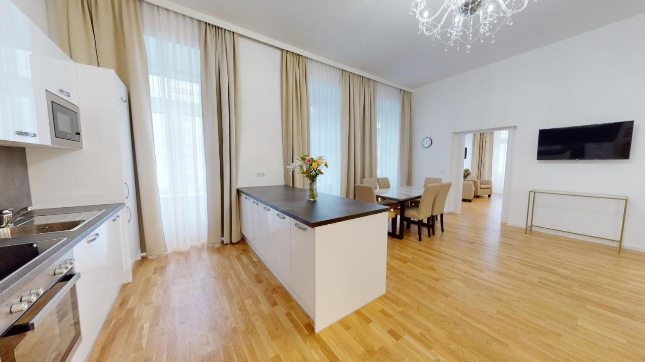 Alon Homes Vienna - Premium City Center Apartments Екстериор снимка